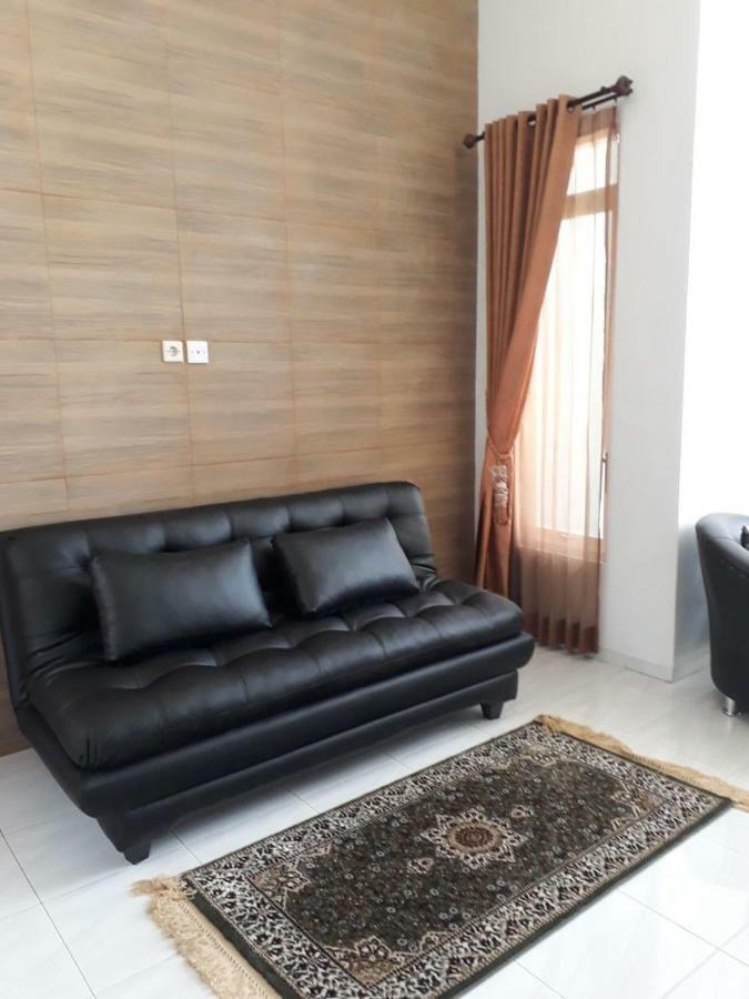 Villa Puncak Garuda A5 บาตู ภายนอก รูปภาพ